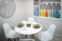 Walk to Wilton Drive - Spacious & Quiet Villa #1