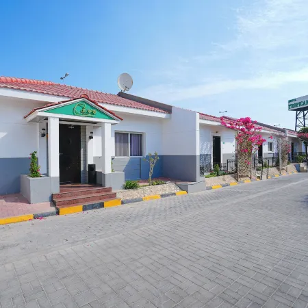 Tropicana Hotel