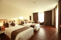 Muong Thanh Holiday Con Cuong Hotel - С бассейном