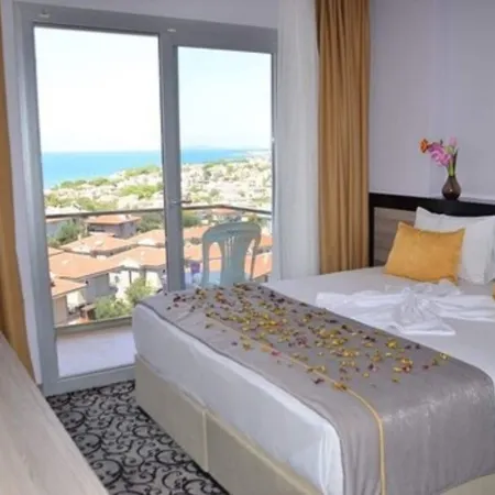 Elisa Hotel
