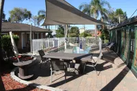 Reign Inn Newcastle Hotels in Mayfield West
