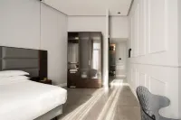 The Grey Hotels in Naples