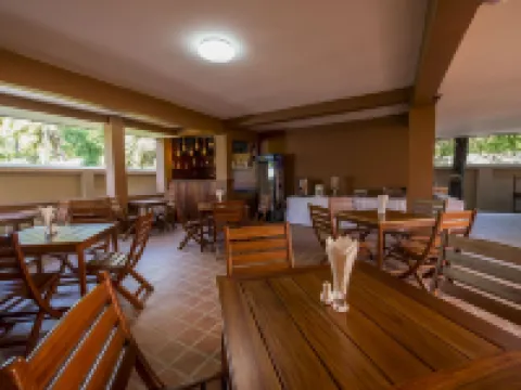 Traveller Lodge Ngapali by River Top Hotels in Thandwe