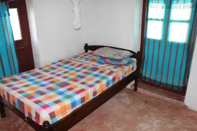 Sea Shells Inn Hotels in 