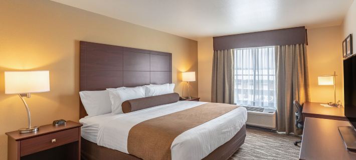 Cobblestone Hotel & Suites - Janesville Hotels in Rock County