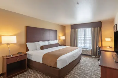 Cobblestone Hotel & Suites - Janesville