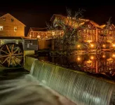 Smoky Cabin Near Dollywood Hot Tub & Pool Table - Mountain view