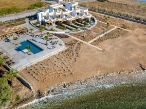 Seesoo Paros Beachfront Resort