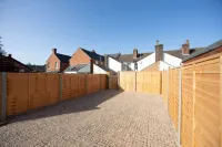 Immaculate 5-Bed House in the City Centre Ashford - Pet friendly