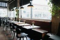 阿斯託里亞賽琳娜准將酒店 - 早餐