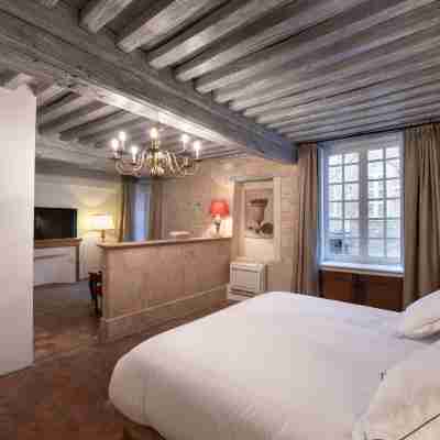 Les Remparts Hotels & Demeures Historiques Rooms