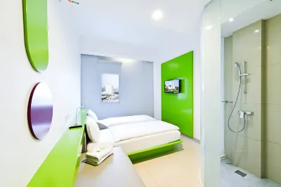 POP! Hotel Kelapa Gading Jakarta Hotel dekat Pulau Biawak