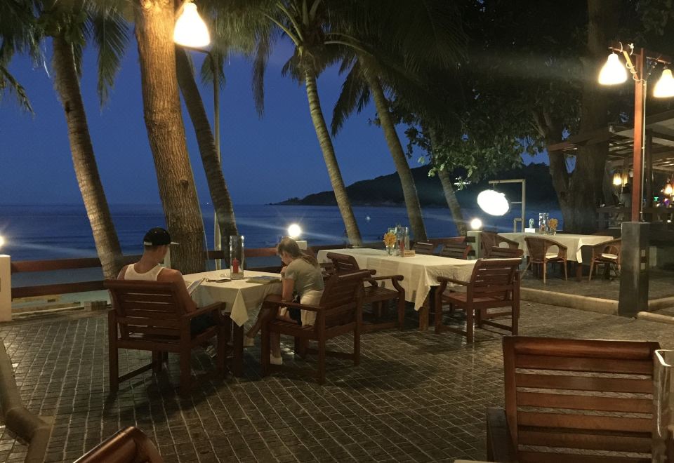 팔리타 로지 수영장