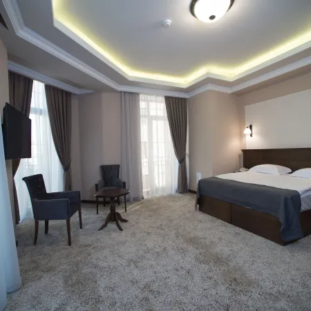 Boulevard Hotel