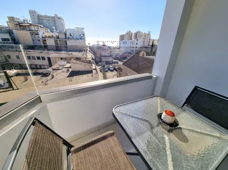 Sea la VIE Seaview Apartment Отели рядом с достопримечательностью «Intercity Buses»