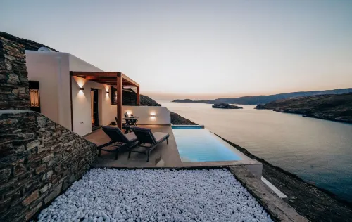 Ble Kythnos Suites - Pools