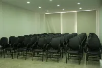 ボンボナート オテル - ファシル アセッソ アオ アエロポルト エ パルケ デ エクスポジソン ABCZ