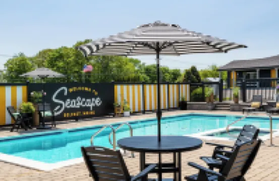 Seascape Motel & Cottages