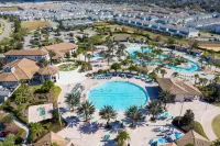 Stunning 4 Bd w/ Pool Close to Disney @ Champions Gate 990