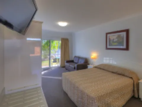 Heritage Lodge Motel Hotels in Charters Towers