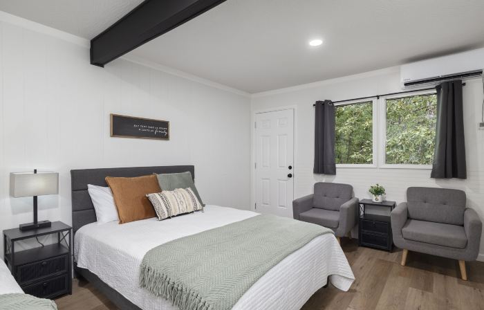 The Lofts on Indian Point - Near Silver Dollar City