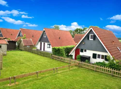 Leonie 6 Pers Holiday Home with a Large Garden Close to the Lauwersmeer - Pet friendly
