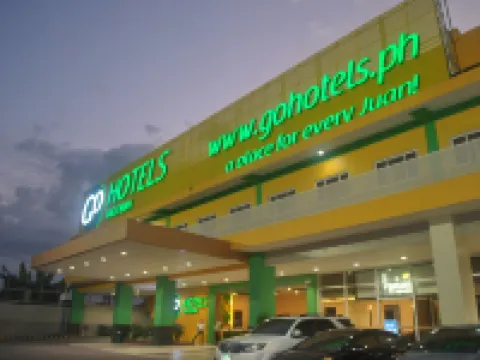 ゴー ホテルズ タクロバン タクロバンのホテル