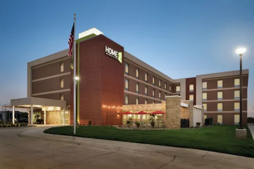 Home2 Suites by Hilton Iowa City-Coralville Hotels in Johnson County