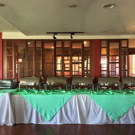 Mango Valley Hotel 1
