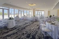 DoubleTree Resort & Spa by Hilton Hotel Ocean Point - North Miami Beach Hotels in Sunny Isles Beach