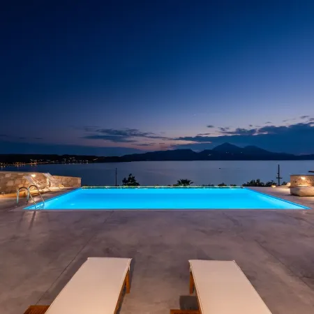 Anemi Suites