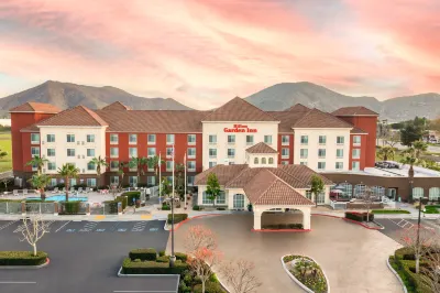 Hilton Garden Inn Fontana Отели рядом с достопримечательностью «Шоппинг-центр Стейтр Бразерс»