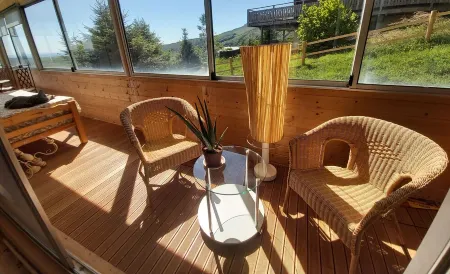 Superb 52m2 apartment not overlooked with 25m2 loggia.