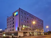 Holiday Inn Express Lisbon Airport