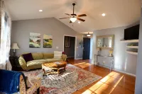 4-bedroom house in lovely Aberdeen so close to Pinehurst Hotels in Aberdeen