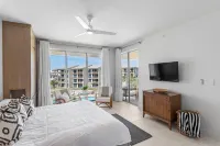 Stunning Gulf Views and Resort Amenities - Gorgeous Coastal Oasis