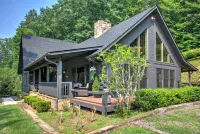 Idyllic Valley Views and Recreation Room - Charming Mountain Retreat