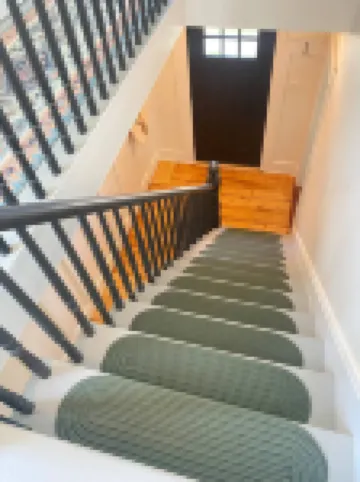 Charming Escape with Spacious Yard and Modern Comfort - Inviting Haven