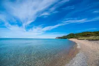 Open Concept with Modern Kitchen and Parking - Charming Studio Hotels in Traverse City