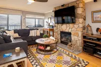 Balcony, Beach Access, Fireplace and Grill - Stunning Cozy Haven