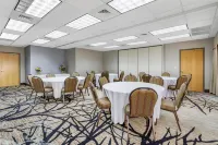Best Western Plus River Escape Inn  Suites - breakfast