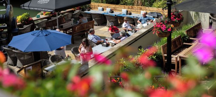 Head of the River Hotels in Oxford