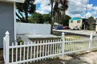Cerca a Busch  Gardens Hotels in Temple Terrace