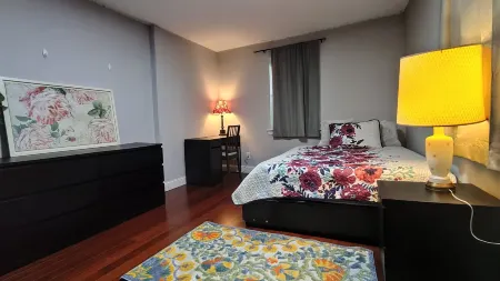 Fairmount House Отели рядом с достопримечательностью «Моррис Арборетум & Гарденс оф Юниверсити оф Пенсильвания»