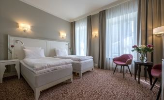 Ratonda Centrum Hotels