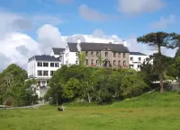 Falls Hotel & Spa Hotels near Cliffs of Moher