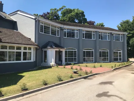 Stone House Hotel ‘A Bespoke Hotel’ Отели рядом с достопримечательностью «Come Into Play»