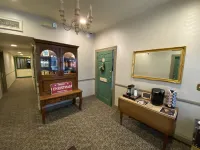Chambery Inn Hotels in Lee
