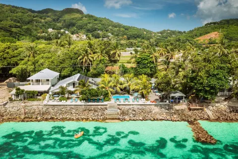 Le Nautique Luxury Beachfront Apartments