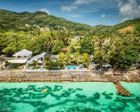 ル ノーティック ラグジュアリー ビーチフロント アパートメンツ アンス・ロイヤルのホテル